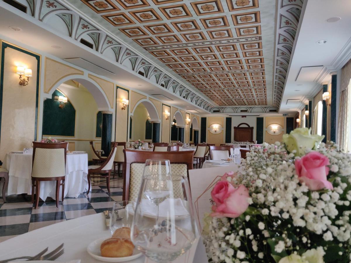 Parco Dei Principi Hotel Roccella Ionica Extérieur photo