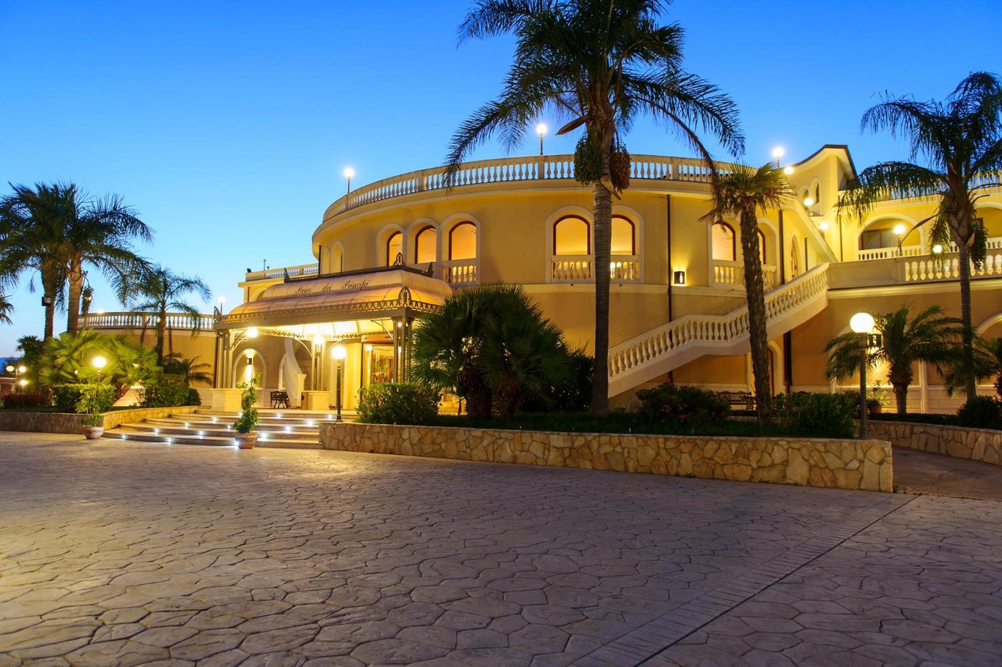 Parco Dei Principi Hotel Roccella Ionica Extérieur photo