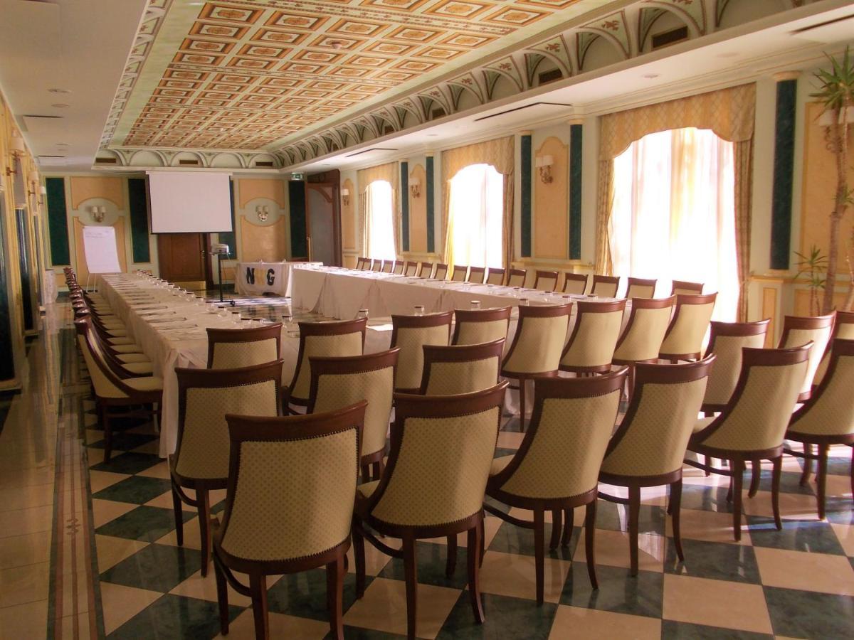 Parco Dei Principi Hotel Roccella Ionica Extérieur photo